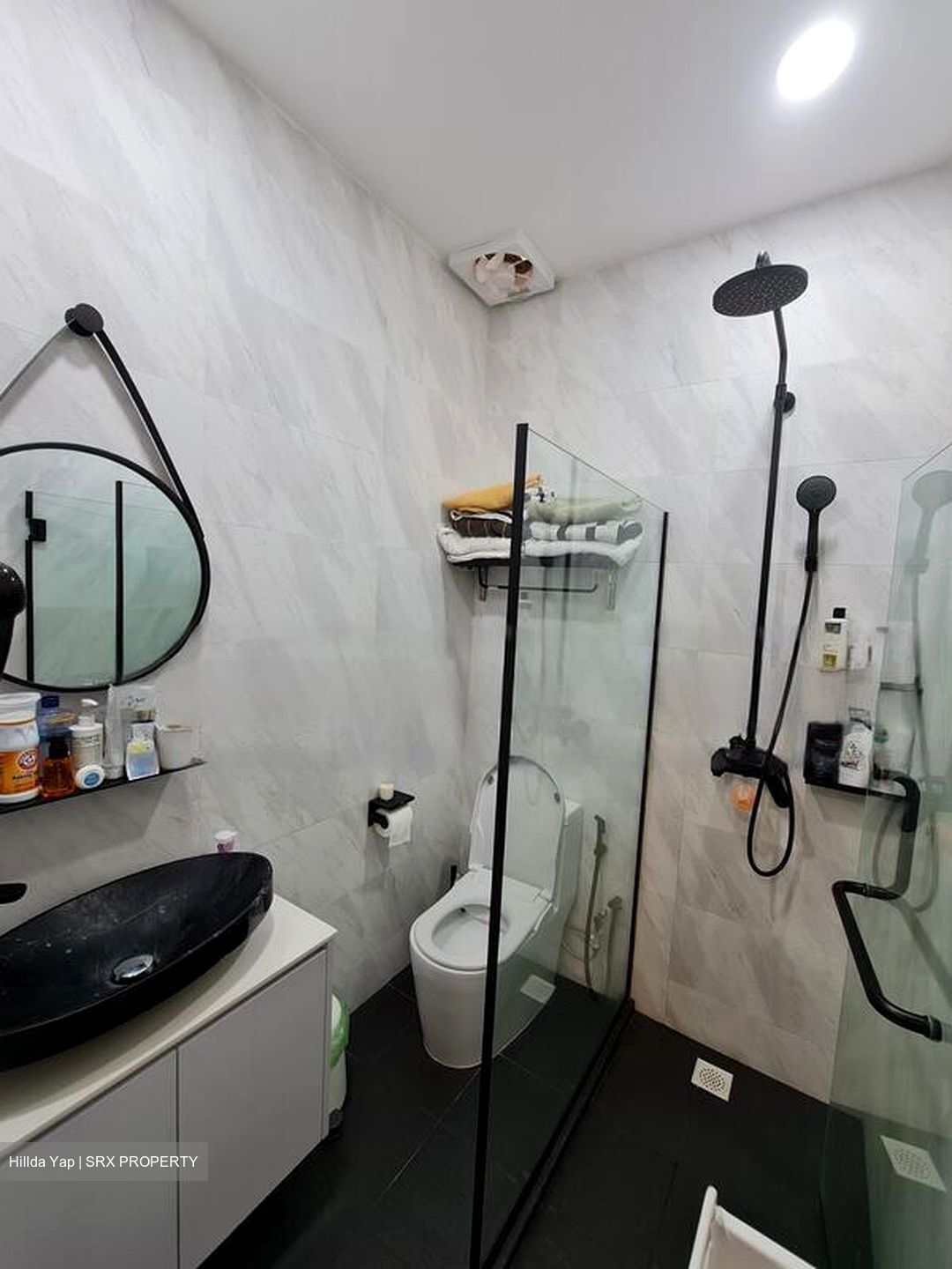 Choa Chu Kang Drive (D23), Terrace #596582301
